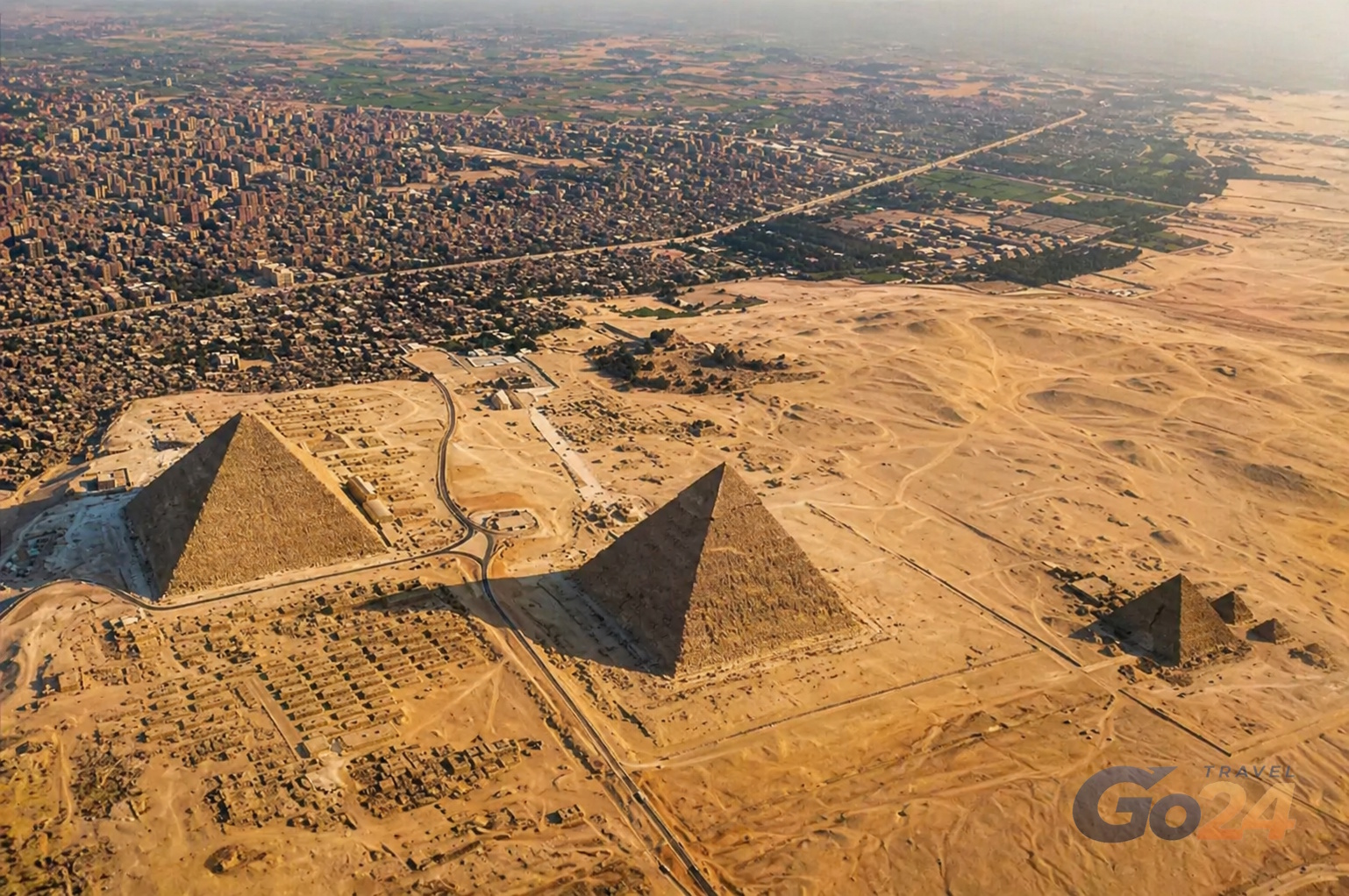 Каир, Пирамиды из Хургады (на самолёте)