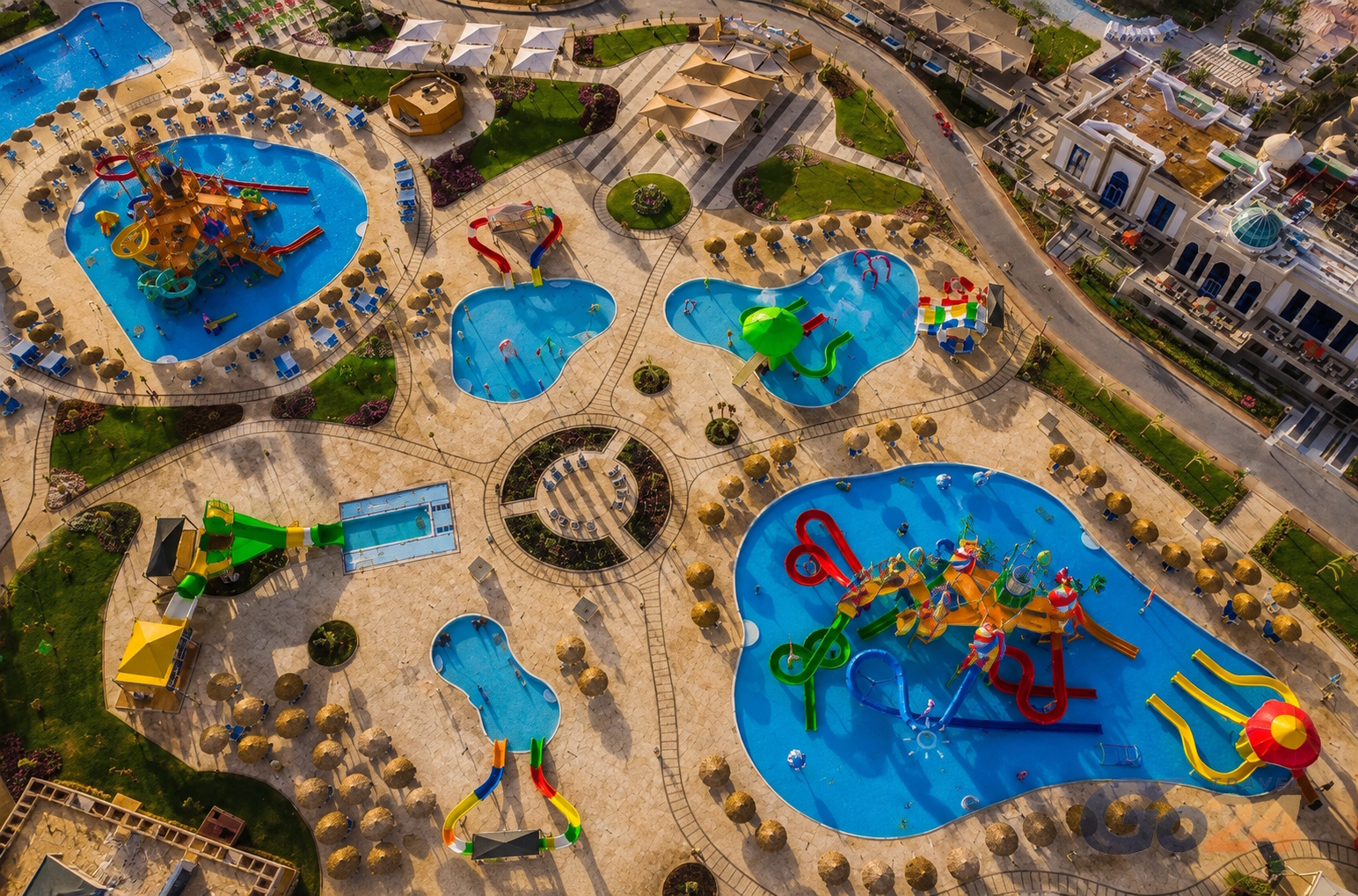 Аквапарк Albatros Aqua Resort в Шарм-эль-Шейхе - водные горки и бассейны